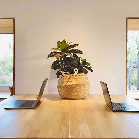 Eco Tiny Home & Office For Digital Nomads Vallmoll Zewnętrze zdjęcie